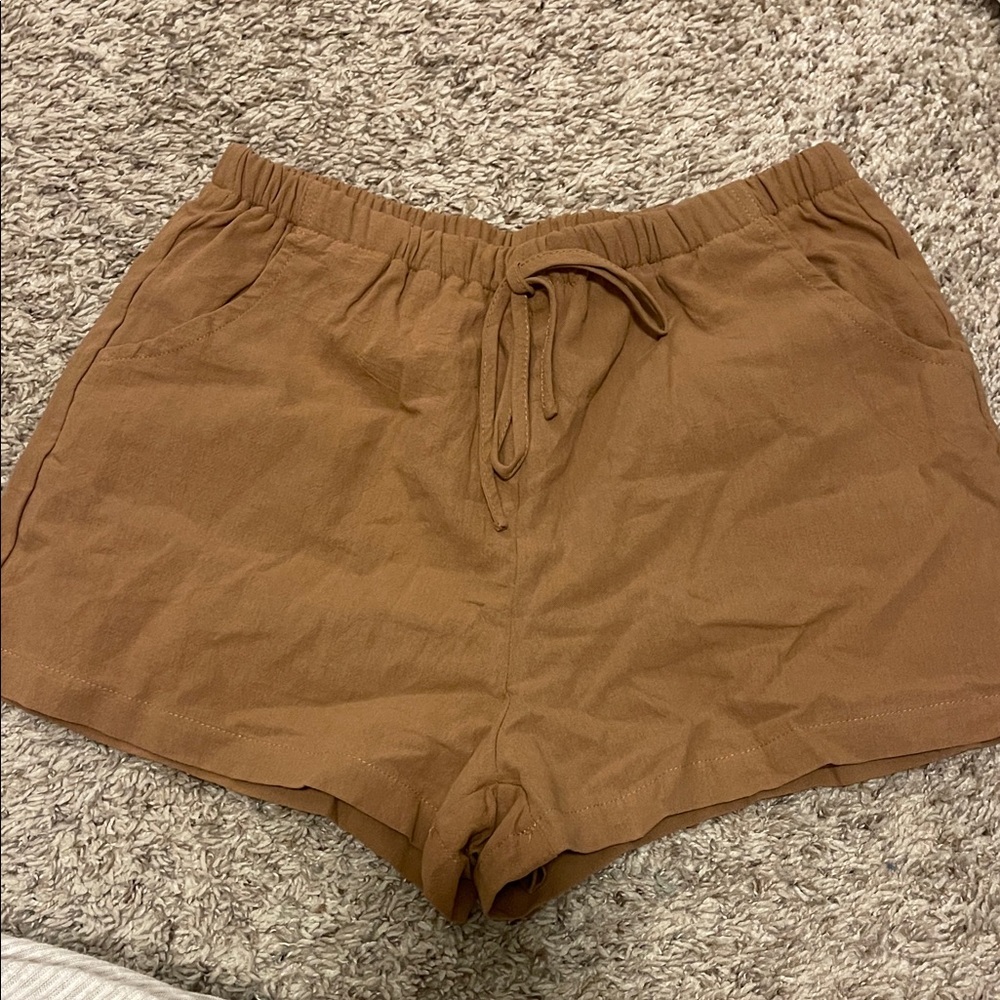 Casual Tan Women's Linen Shorts size M